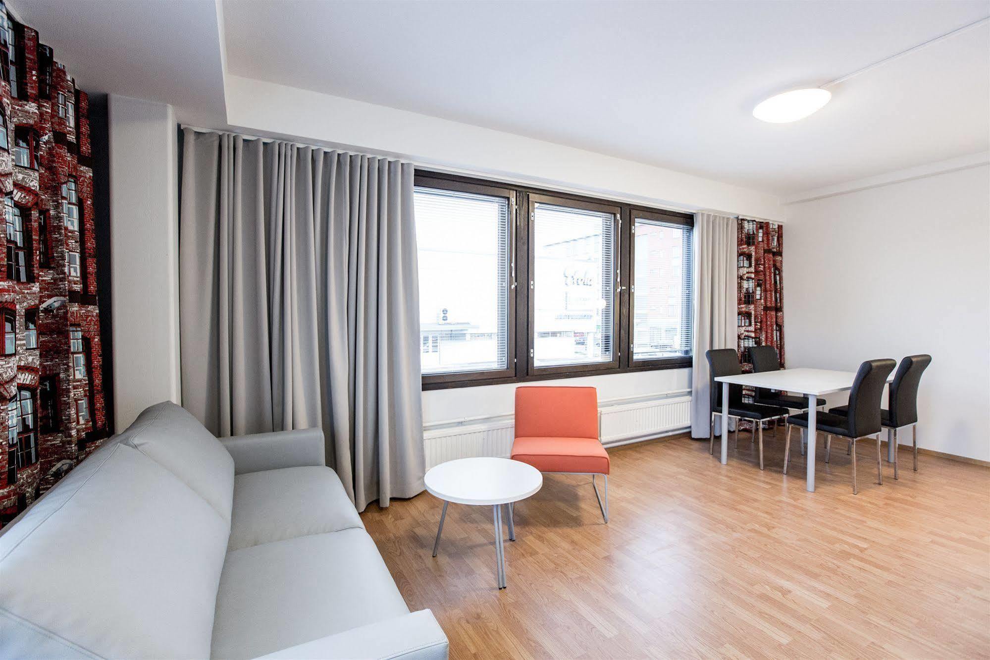 Forenom Aparthotel Helsinki Herttoniemi Bagian luar foto